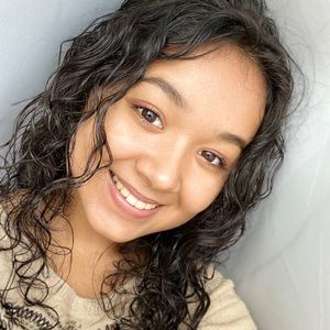 Meet your Posher, Leticia